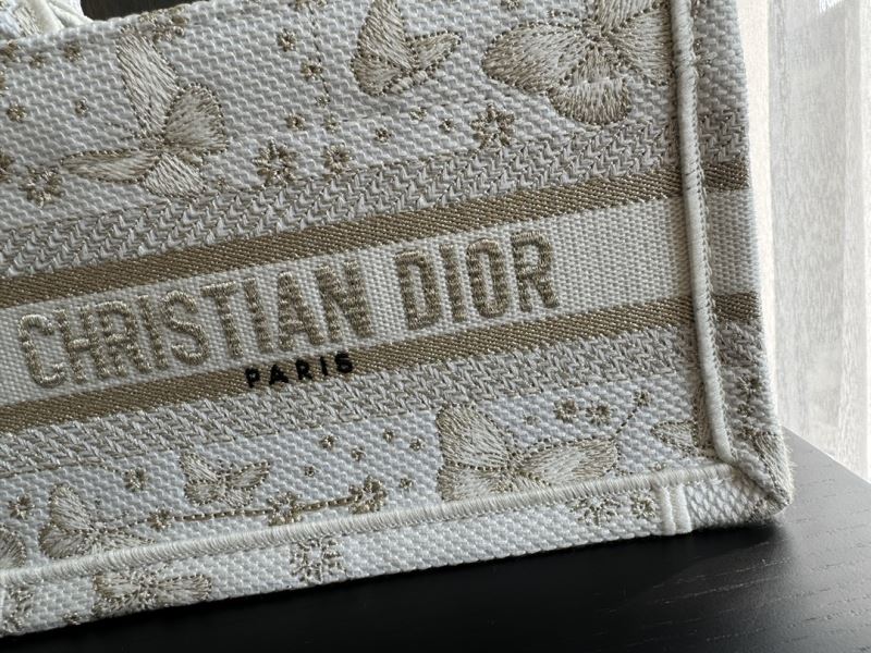 Christian Dior Shopping Bags